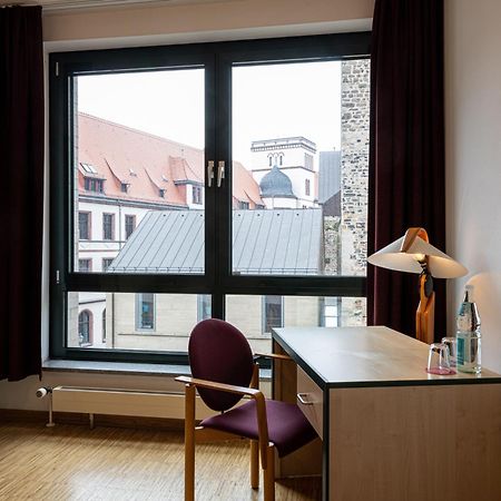 Roncalli-Haus Magdeburg - Tagungs-Und Seminarhaus Экстерьер фото